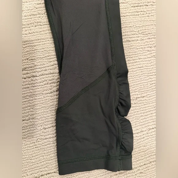 Lululemon Legging - Picture 4 of 6
